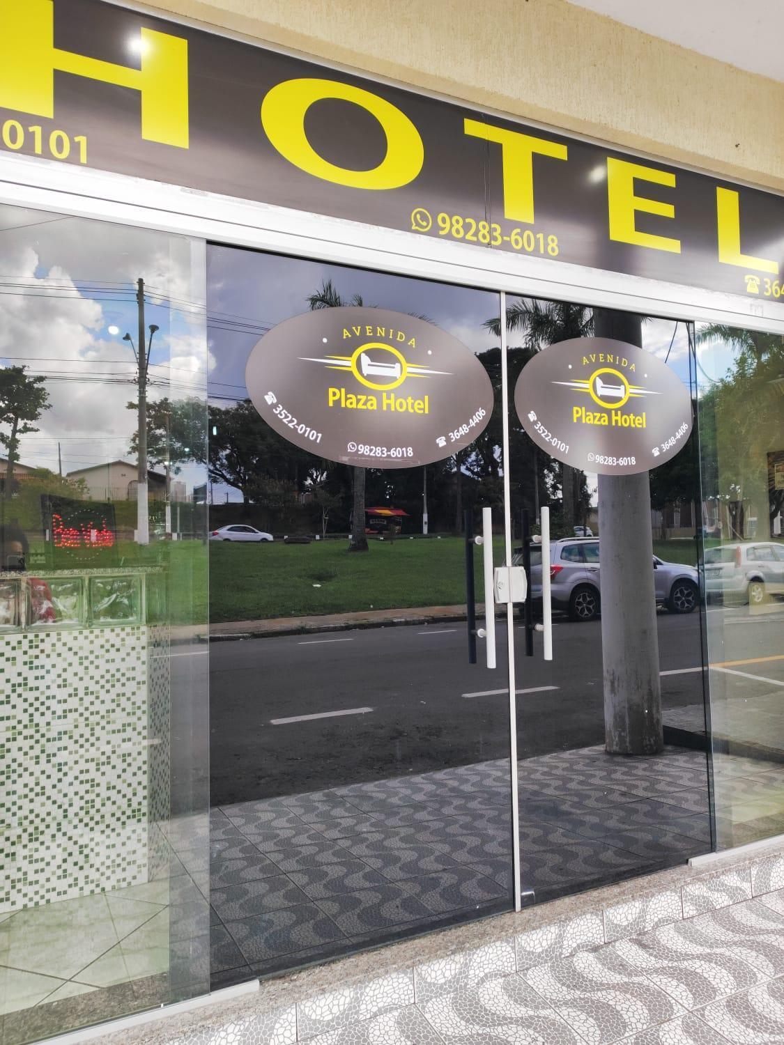 Hotel Avenida Plaza