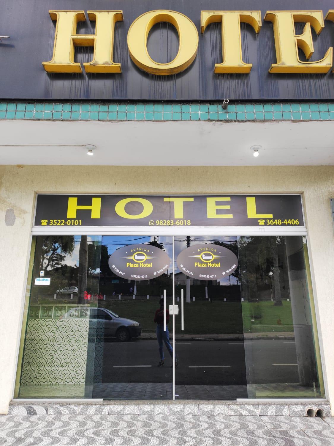 Avenida Plaza Hotel